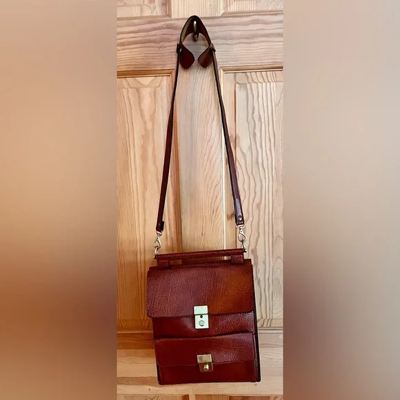Vintage 70’s Pebbled Leather w Locking Brass Hardware OG Keys Briefcase Mailbag - Picture 12 of 17